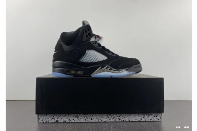 Rep Onekick 5 (2016) 845035-003 AIR JORDAN BLACK METALLIC 0630